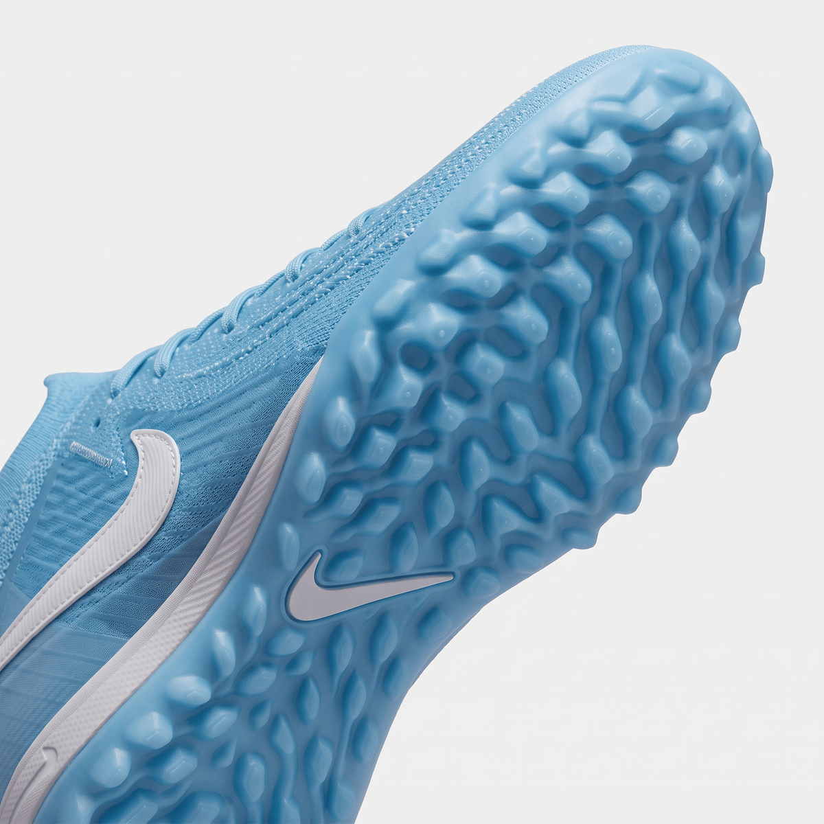 Phantom GX II Pro TF Blue Fury / Pure White - Elite Boots