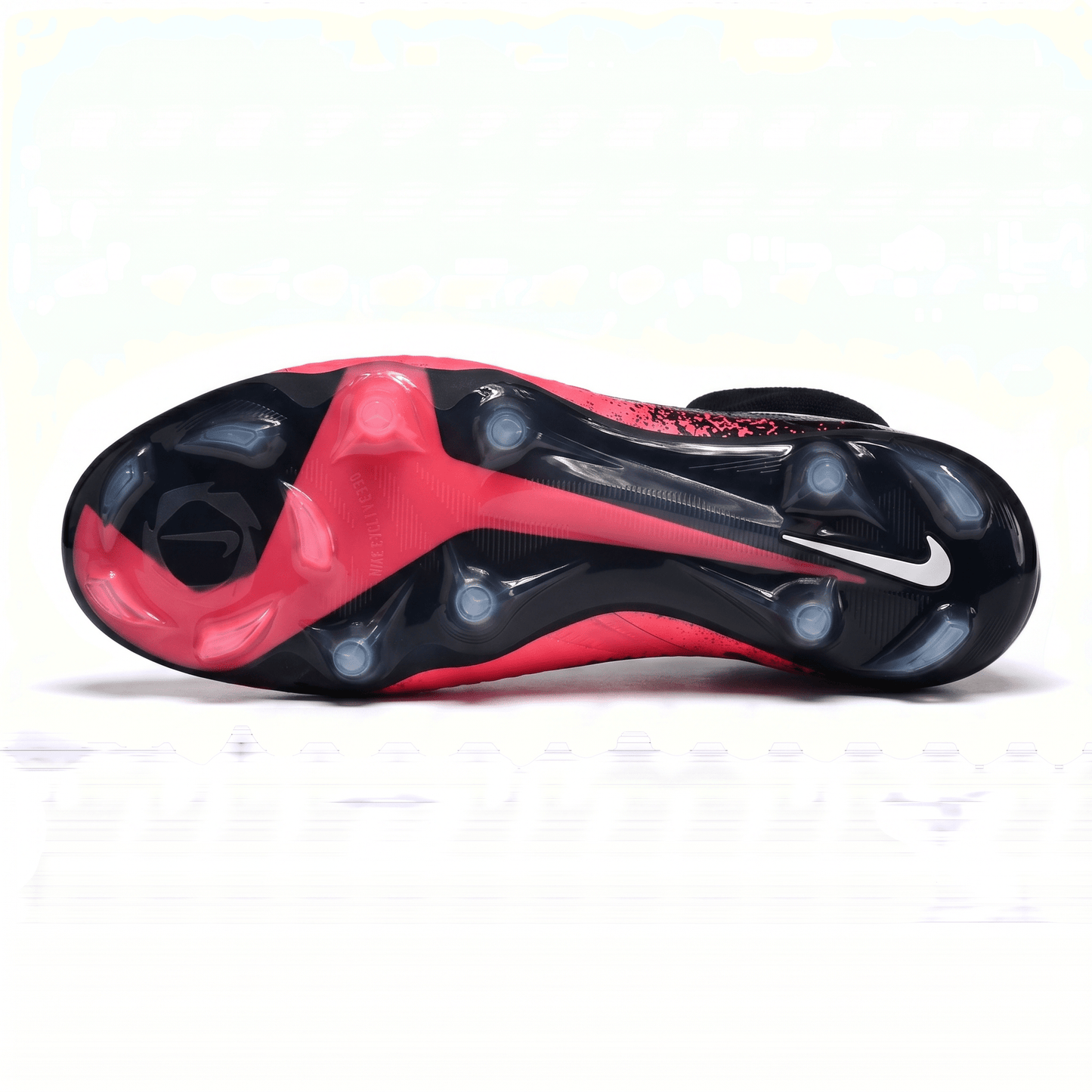 Phantom 6 Low FG Pink Blast / Black / White - Elite Boots