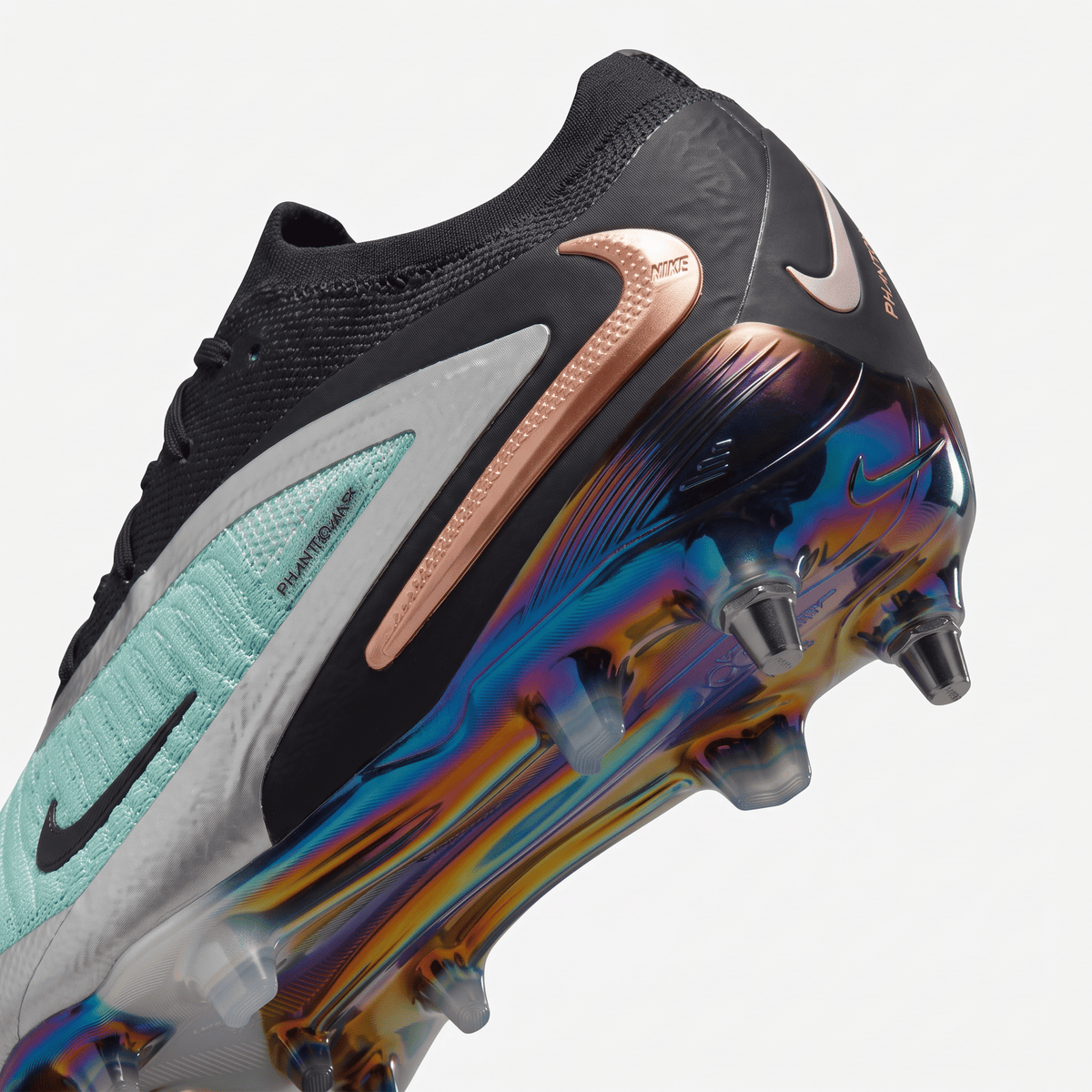 Phantom 6 Low SG-Pro Mint Foam / Black / Metallic Silver - Elite Boots