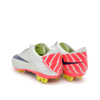 Mercurial Vapor Superfly III Elite FG White/Pink - Elite Boots