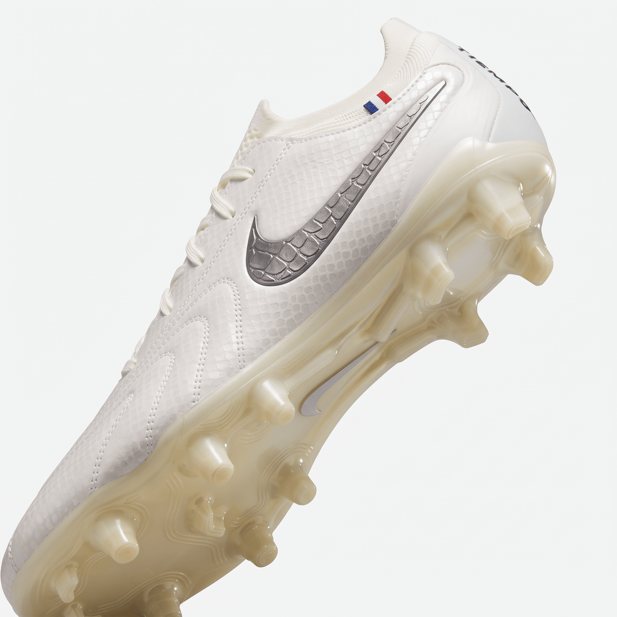 Tiempo Legend 10 Luxe FG White / Ivory / Metallic Silver / Cream - Elite Boots