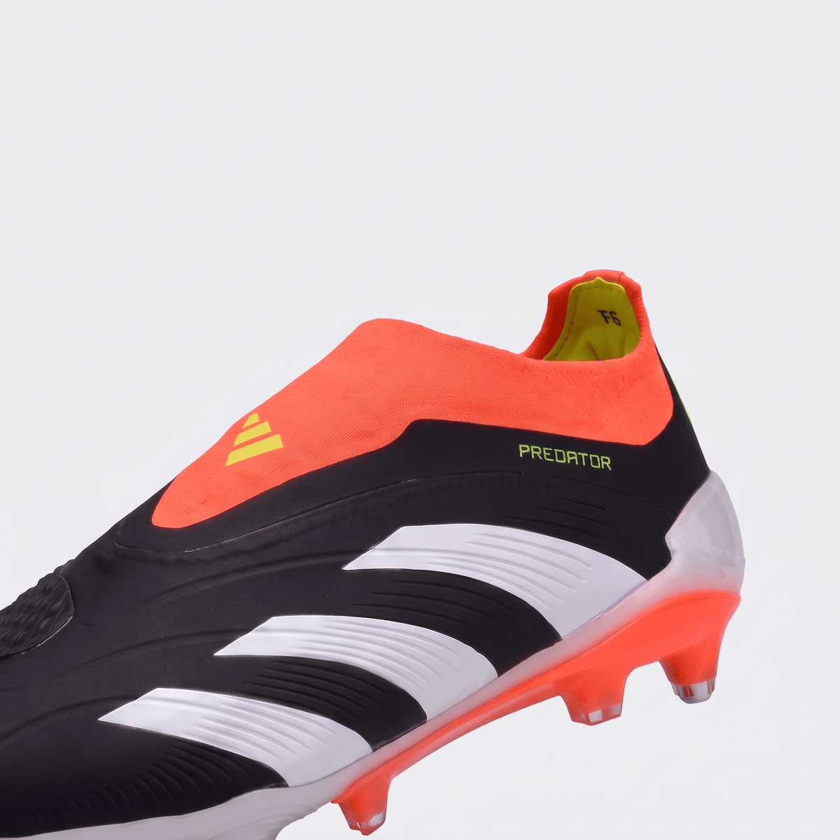 Predator 24 Laceless FG Core Black / Cloud White / Solar Red - Elite Boots
