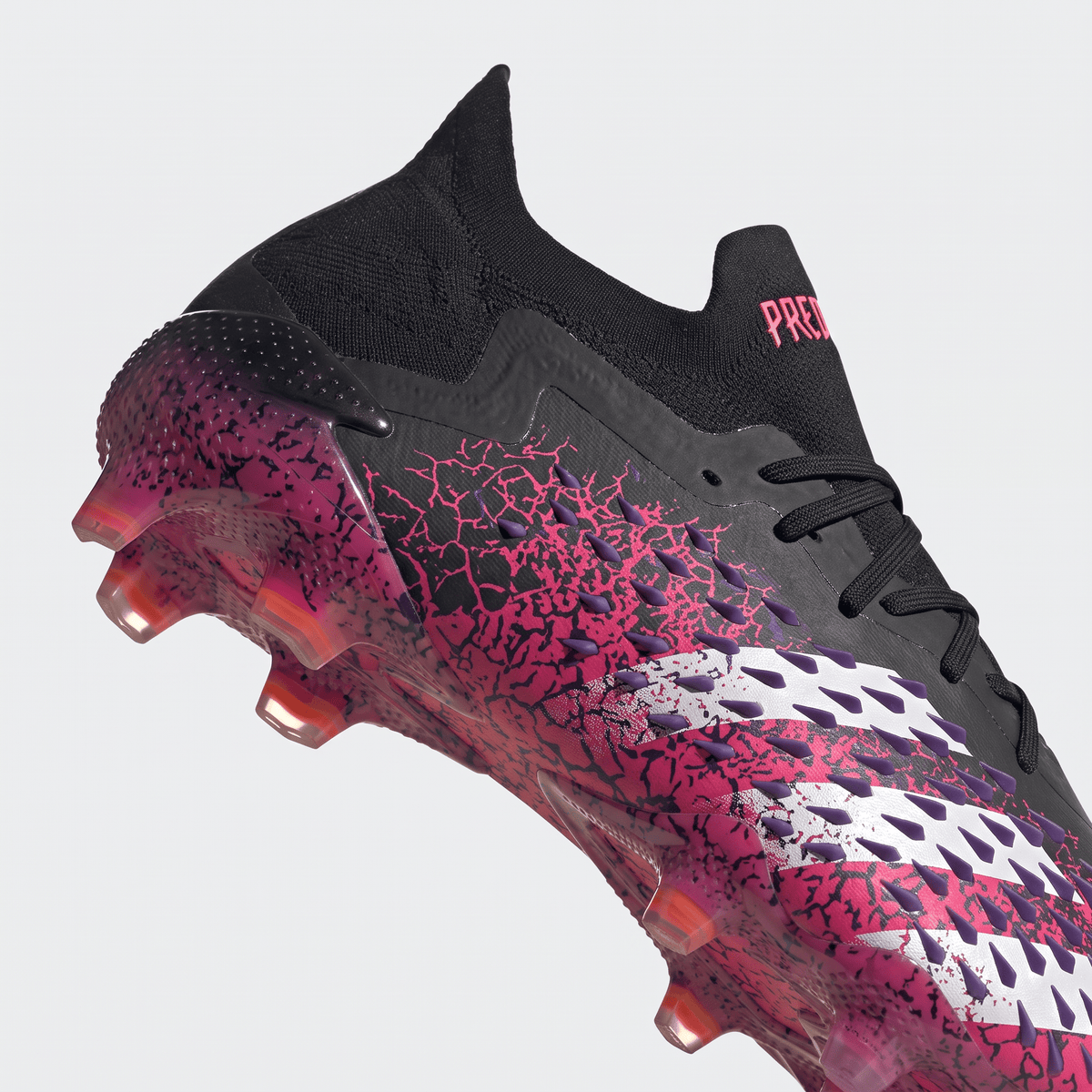 Predator Freak.1 Low FG Core Black / Cloud White / Shock Pink / Purple Rush - Elite Boots