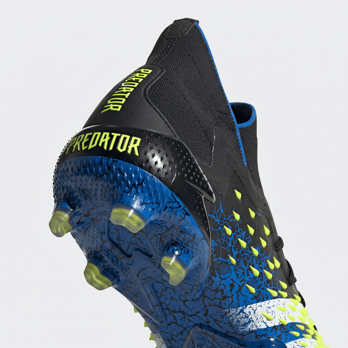 Predator Freak.1 FG Core Black / Cloud White / Solar Yellow - Elite Boots
