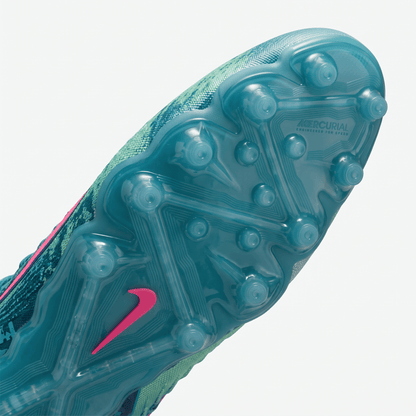 Phantom Luna 2 FG Barely Green / Pink Blast - Elite Boots