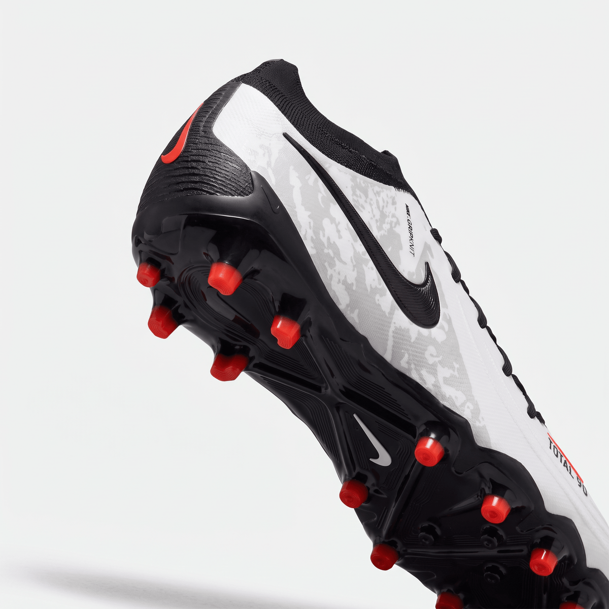 Phantom Venom FG Future White / Black / Chile Red - Elite Boots