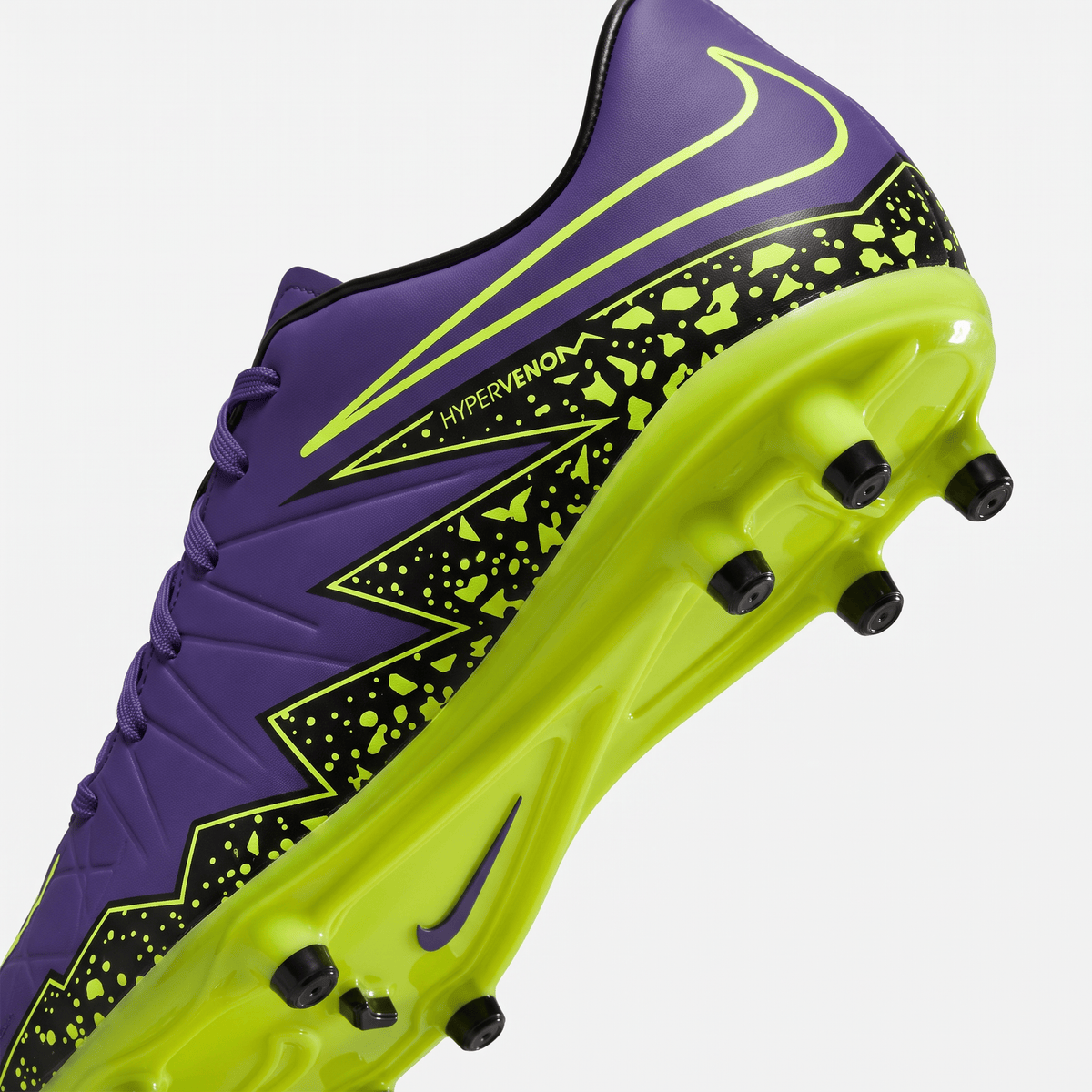 Hypervenom Phinish FG Hyper Grape / Black / Volt - Elite Boots