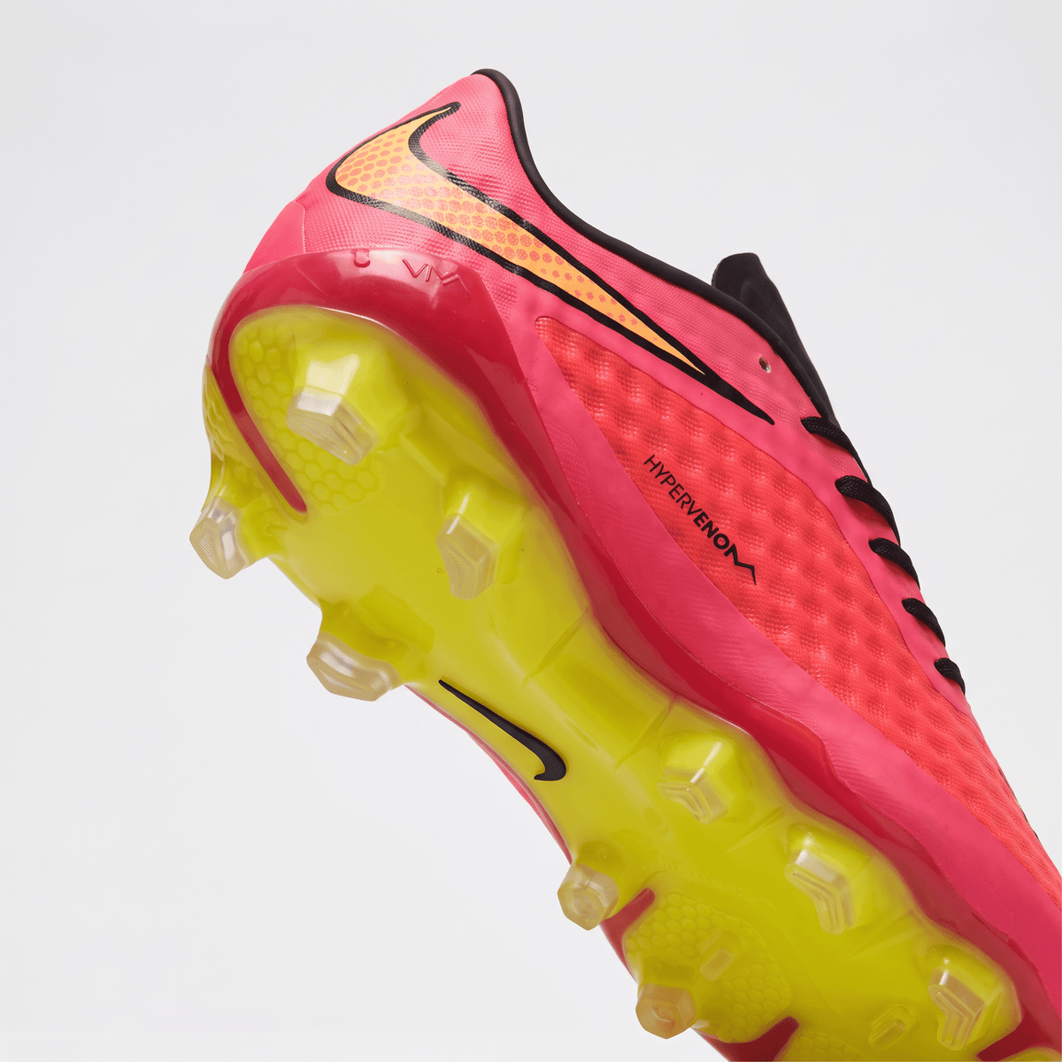 Hypervenom Phantom I FG White / Black / Volt - Elite Boots