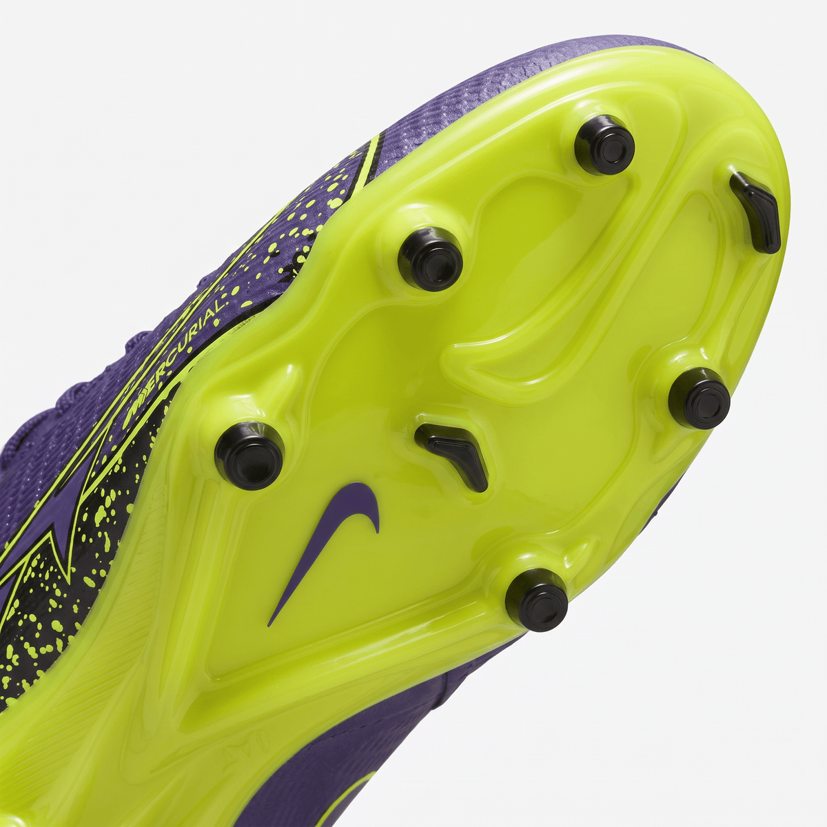 Hypervenom Phinish FG Hyper Grape / Black / Volt - Elite Boots