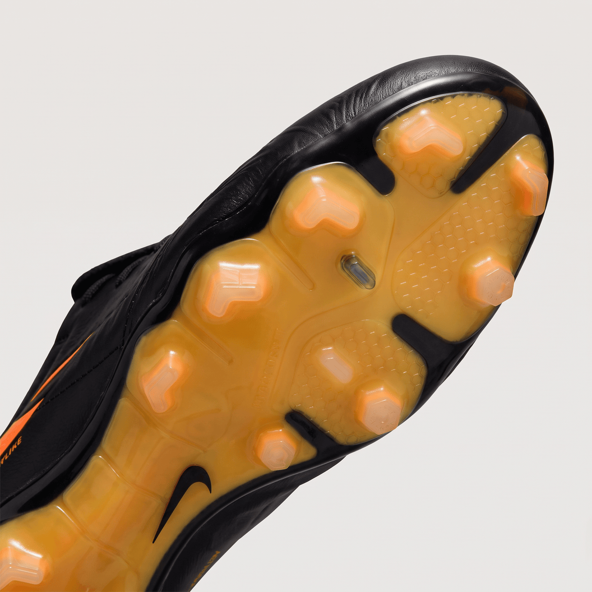 Hypervenom Phantom FG Total Crimson / Hyper Black / White - Elite Boots
