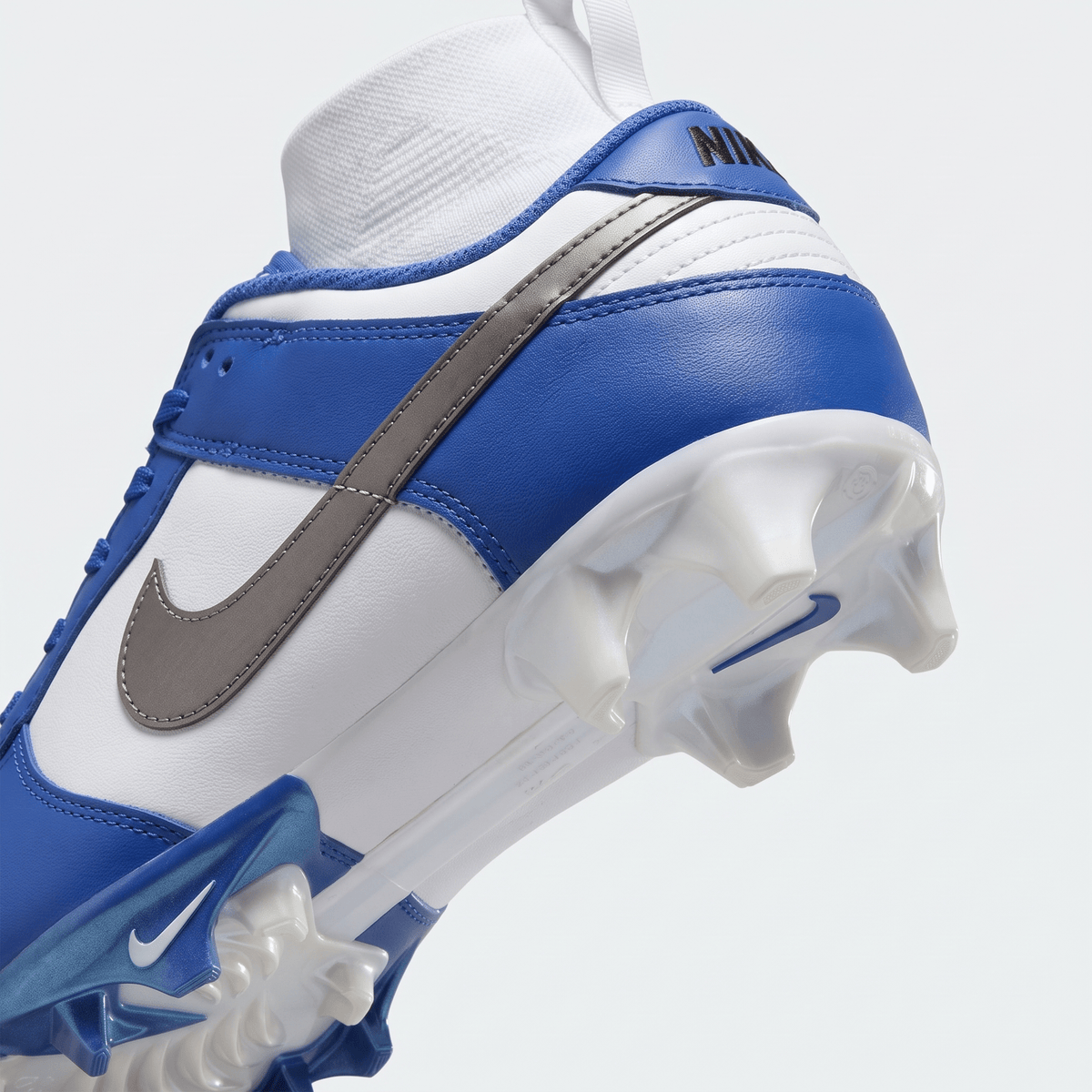 Vapor Edge Dunk Kentucky White / Royal Blue - Elite Boots