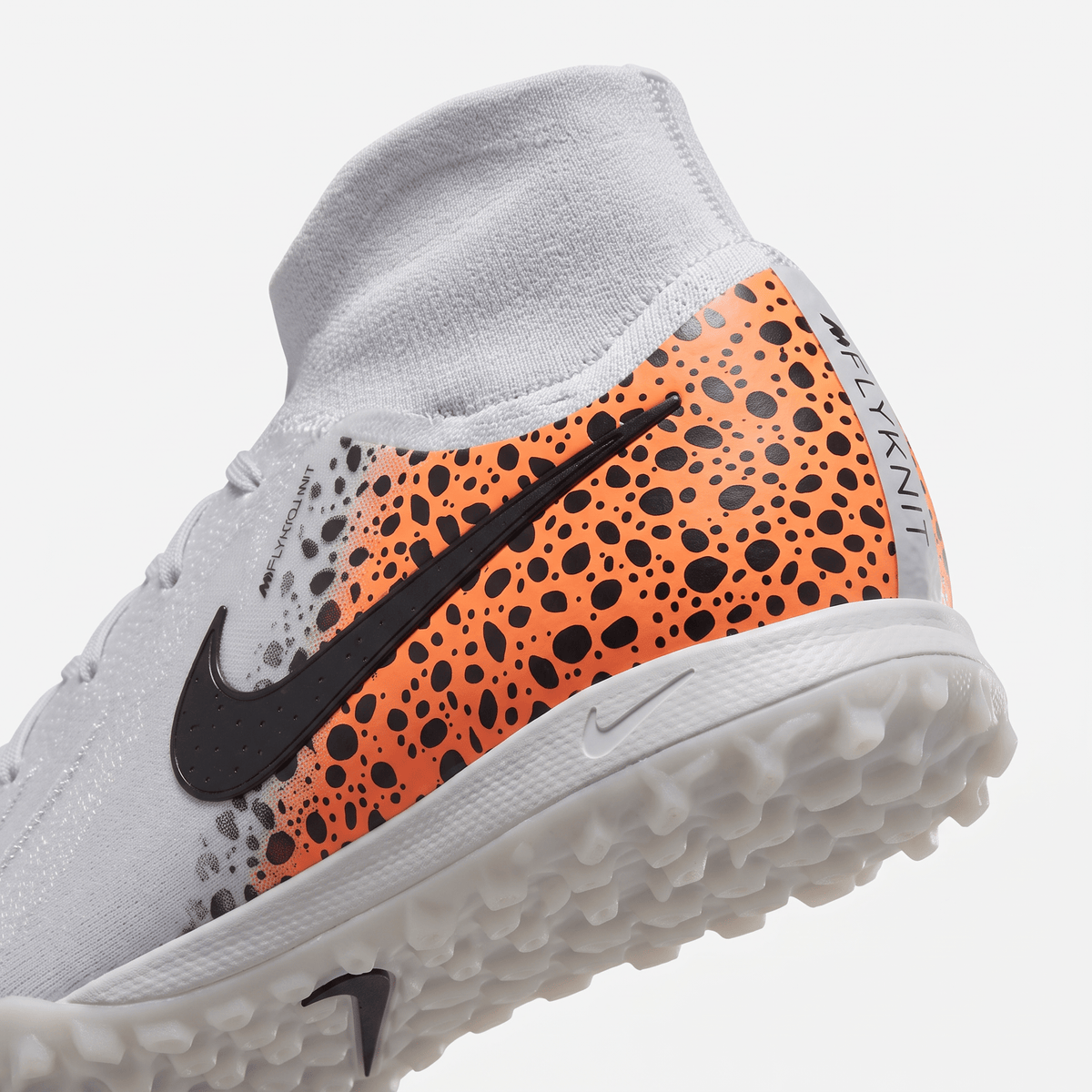 Phantom Luna II Pro TF White / Total Orange / Black - Elite Boots