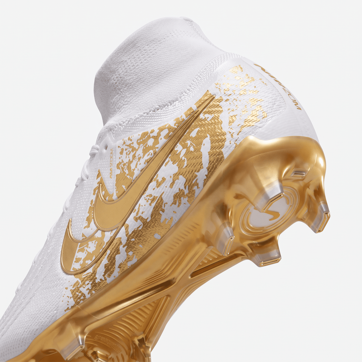 Phantom Luna II FG White / Metallic Gold Coin - Elite Boots