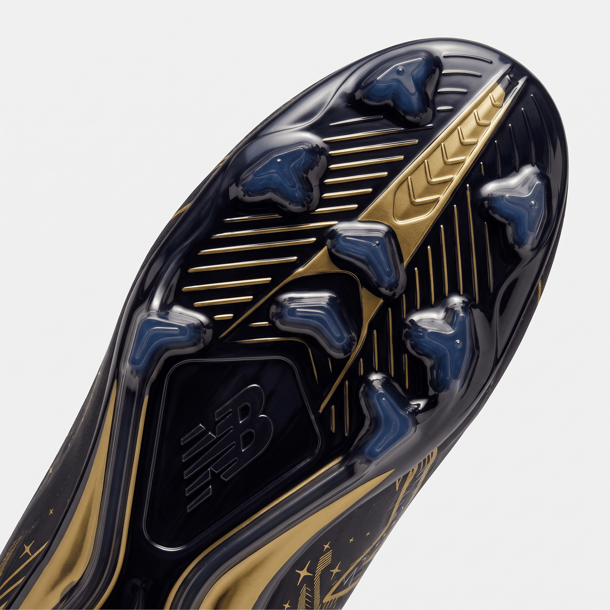 Furon V8 FG Black / Metallic Gold / White - Elite Boots