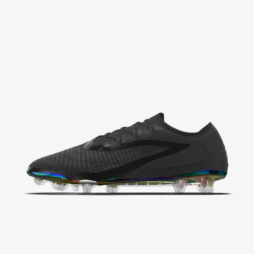 Phantom 6 Low Elite FG Blackout - Elite Boots