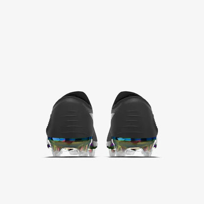 Phantom 6 Low Elite FG Blackout - Elite Boots