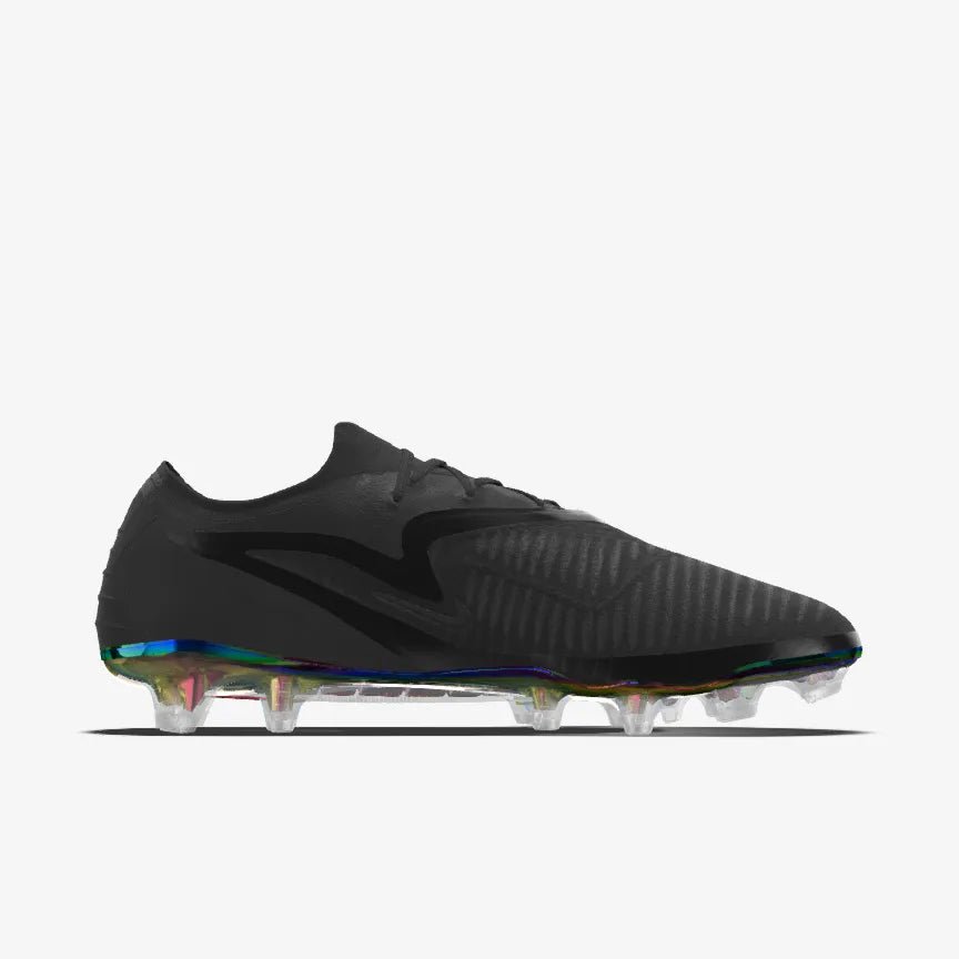 Phantom 6 Low Elite FG Blackout - Elite Boots