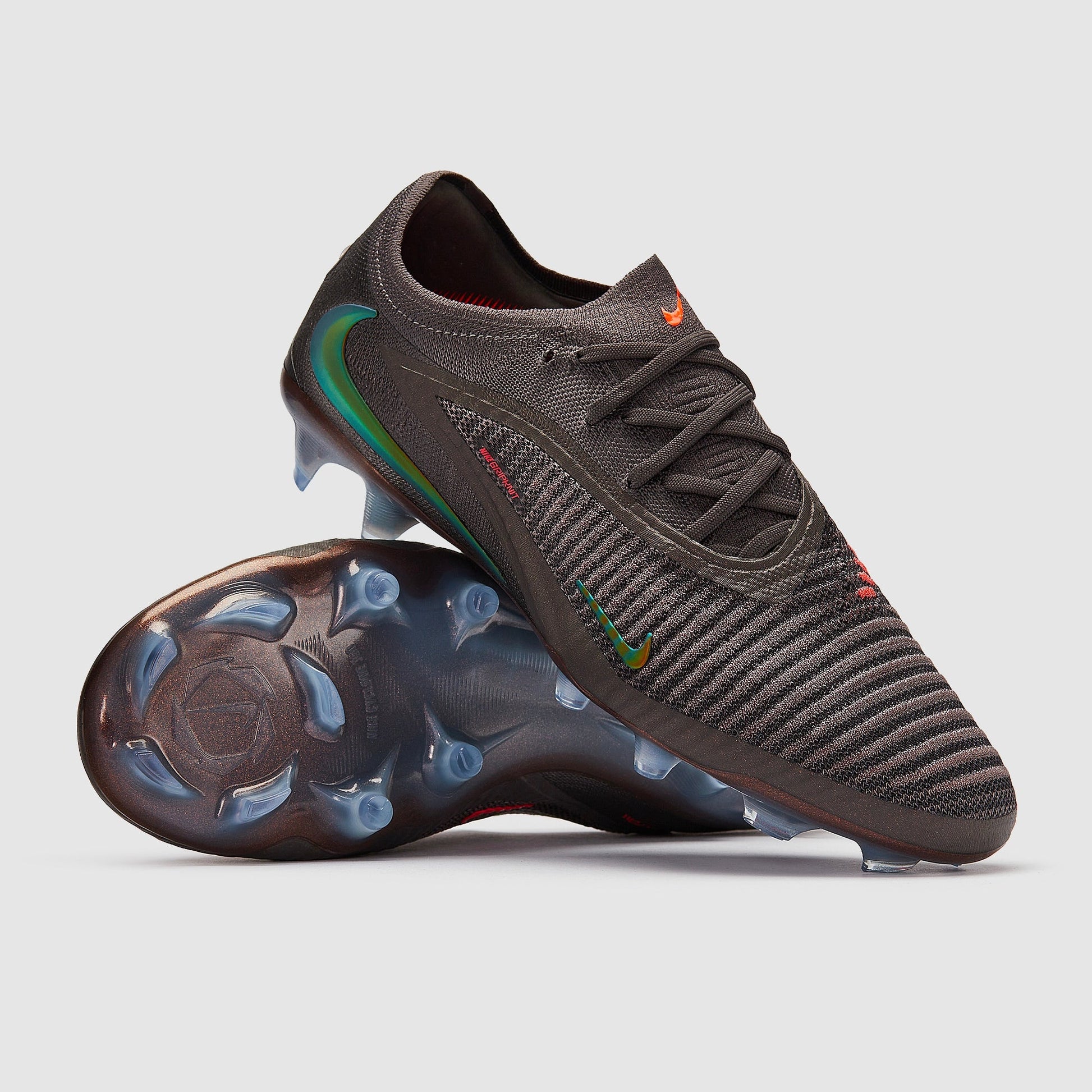 Phantom 6 Low Elite LV8 FG - Heat Up Pack - Elite Boots