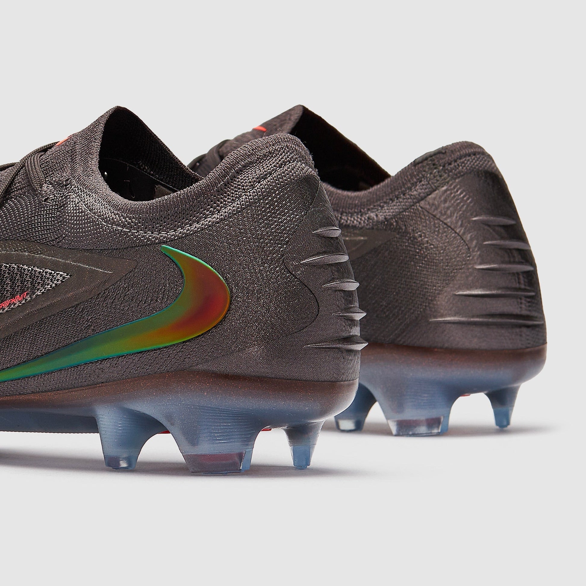 Phantom 6 Low Elite LV8 FG - Heat Up Pack - Elite Boots