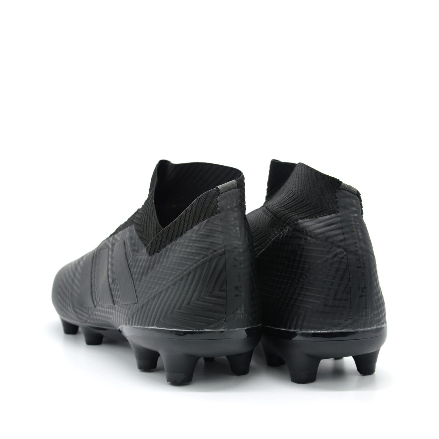 Nemeziz 18+ Elite FG/AG Core Black - Elite Boots