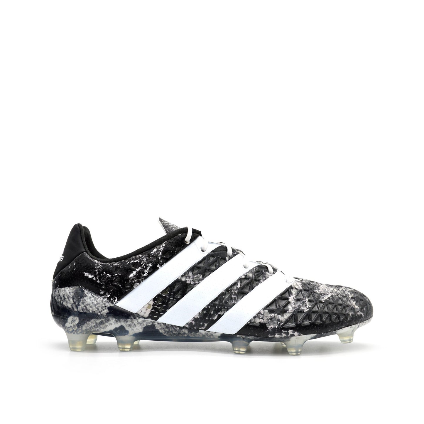 ACE 16.1 Deadly Focus FG/AG Black/White Limited Edition - Elite Boots