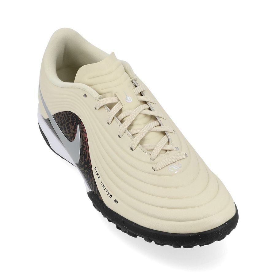 Tiempo Maestro Academy TF United - Fossil/Metallic Silver - Elite Boots