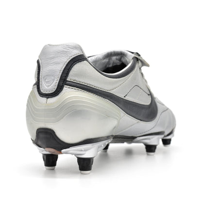 Tiempo Ligera Pro FG - Metallic Silver/Black Limited Edition - Elite Boots