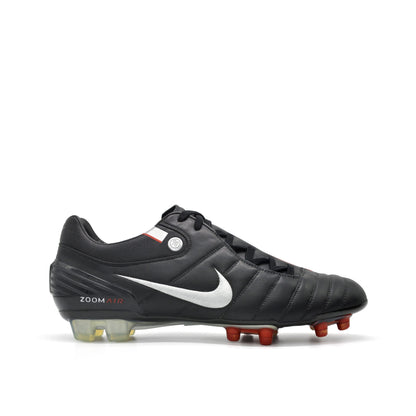 Total 90 Supremacy FG Black/Silver - Elite Boots