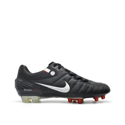 Total 90 Supremacy FG Black/Silver - Elite Boots