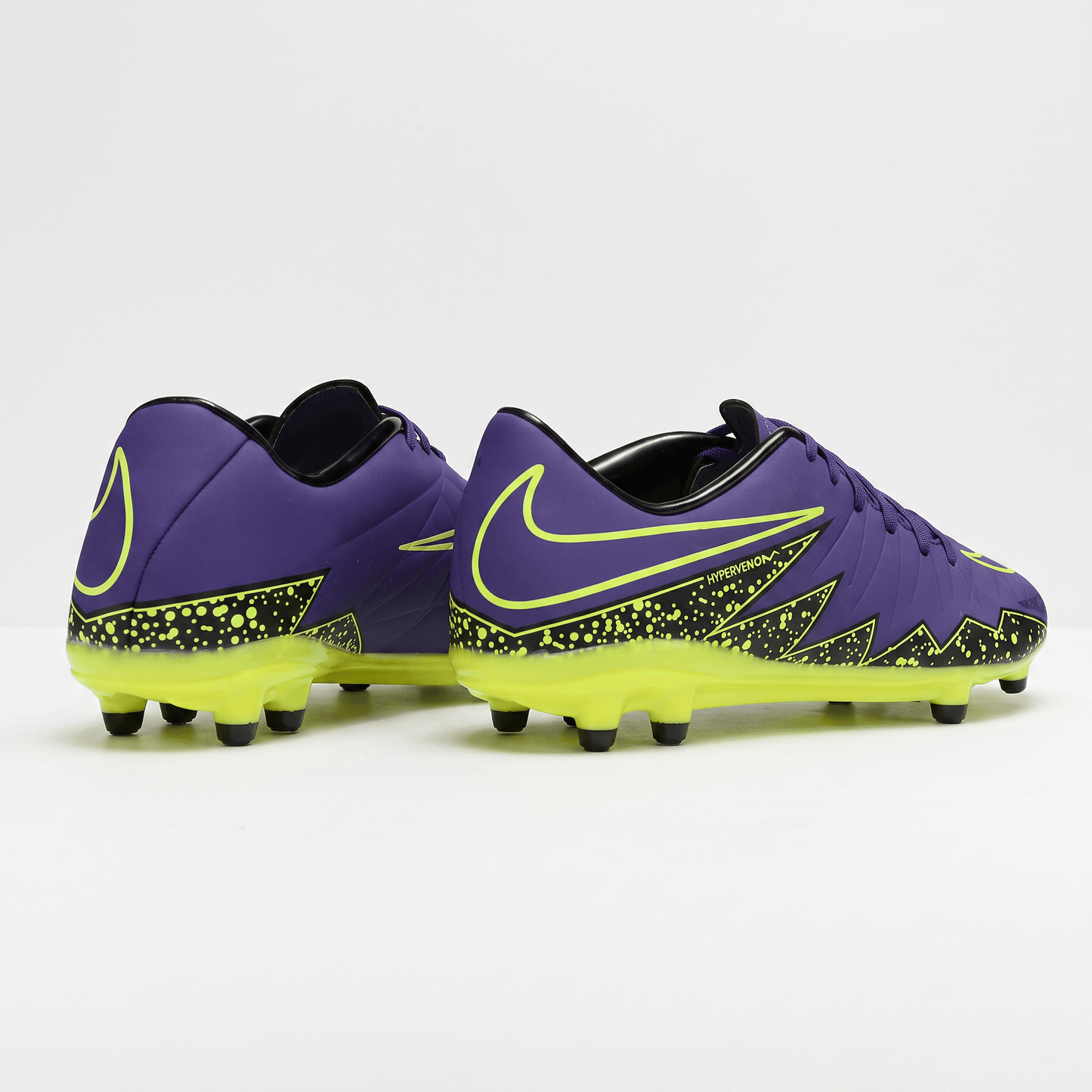 Hypervenom Phinish II FG Hyper Grape / Black / Volt - Elite Boots