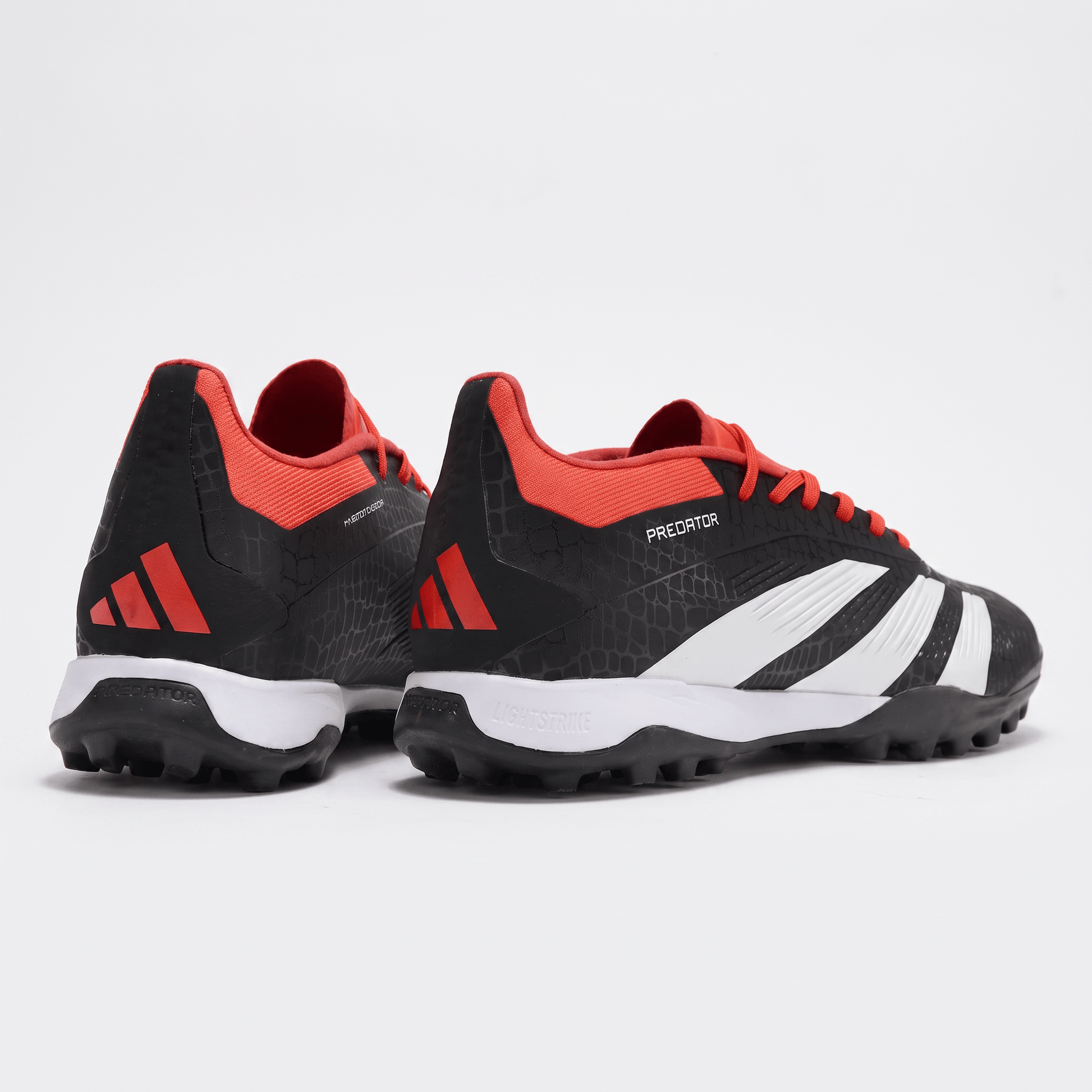 Predator TF Platinum Metallic / Aurora Black / Turbo - Elite Boots