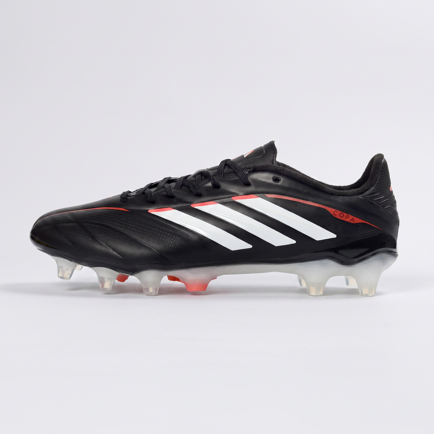Copa Pure IV FG Kern Schwarz / Schuhwerk Weiß / Klar Rot