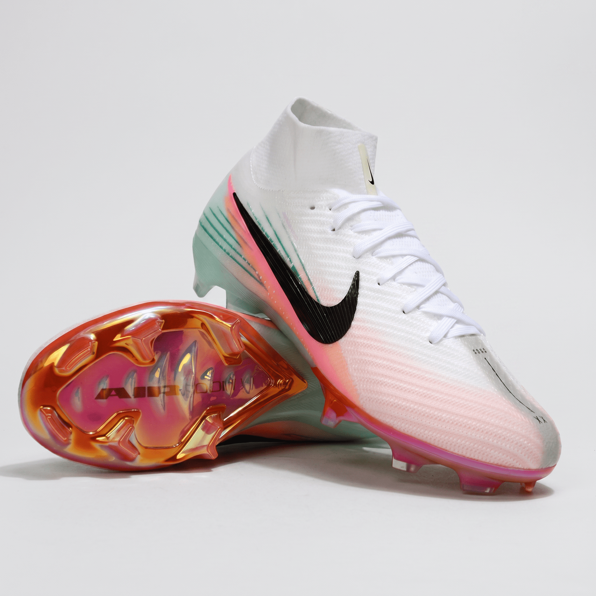 Mercurial Vapor XV FG White / Black / Green - Elite Boots