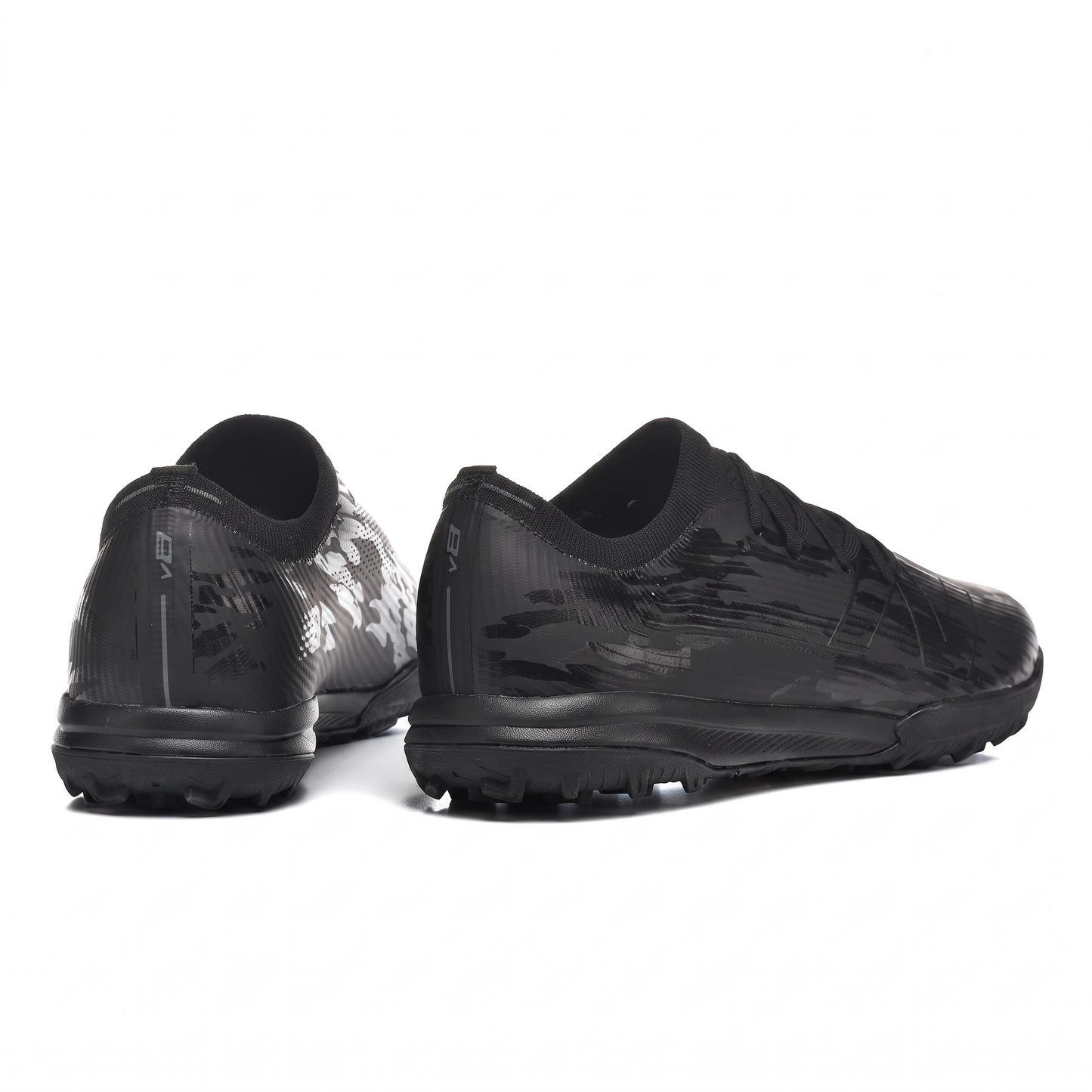 Furon V8 TF Black / Dark Grey / Metallic Silver