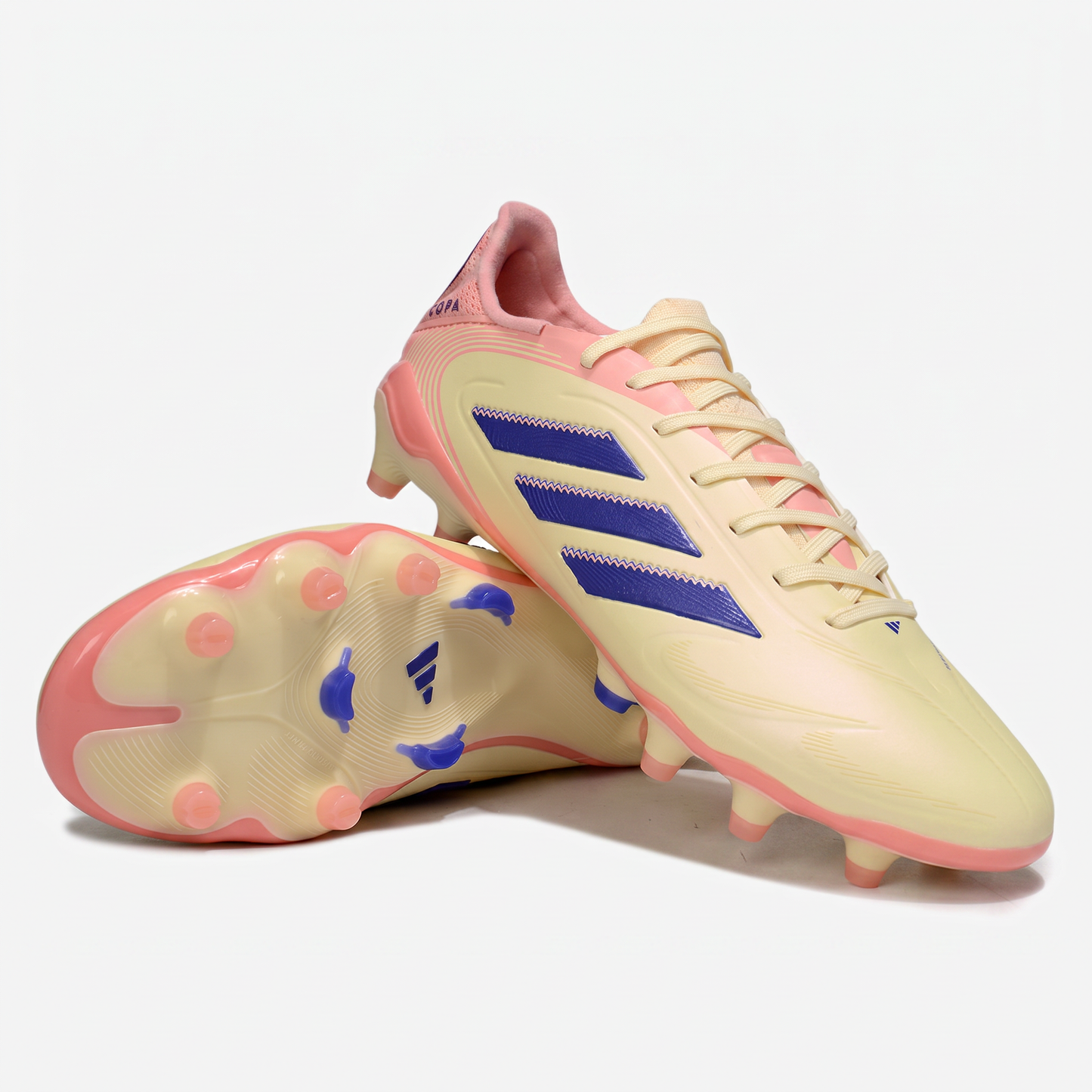 Copa Pure 3 FG Alb-murdar / Albastru lucid / Coral intens
