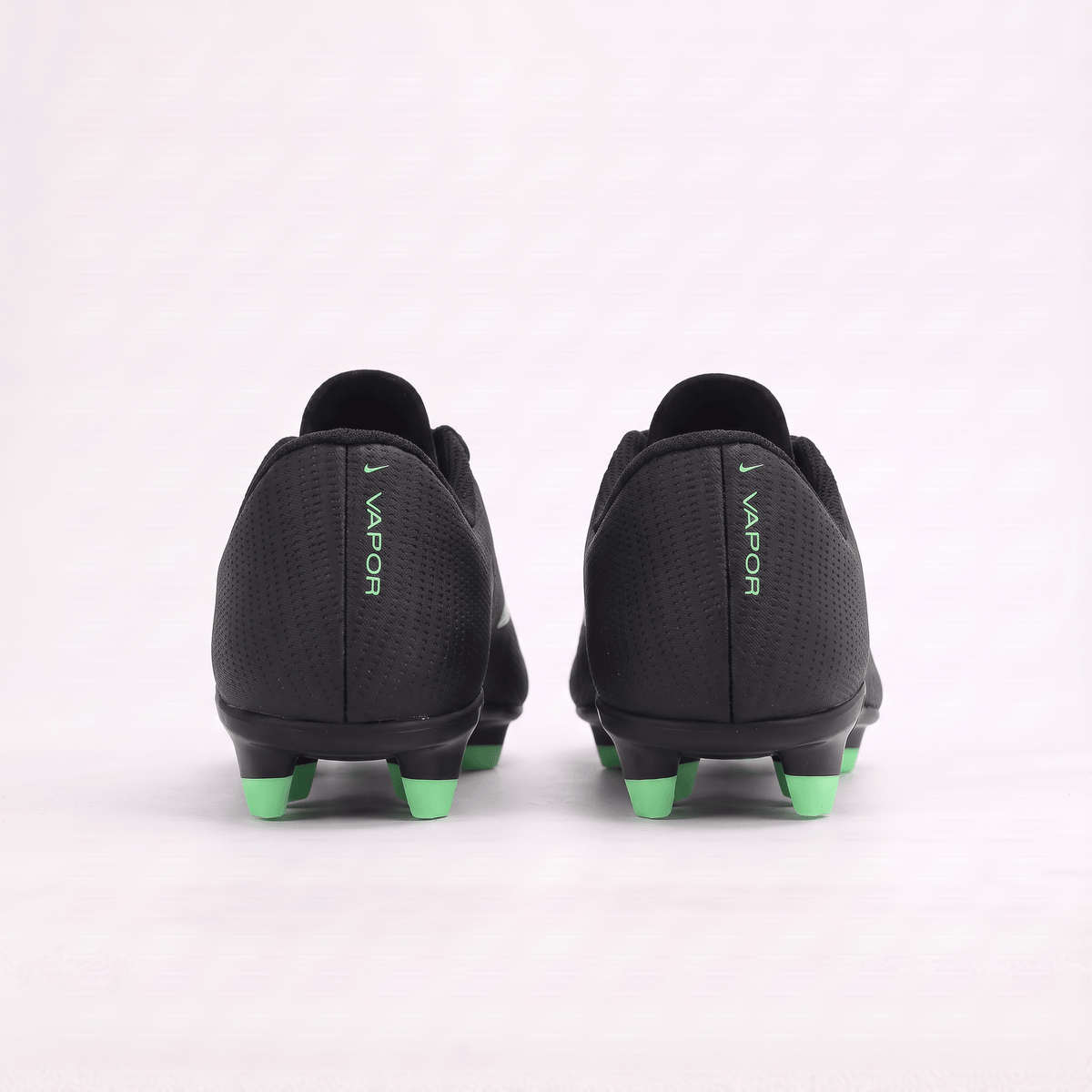 Mercurial Vapor 17 Club MG Black / Illusion Green / Silver Grey - Elite Boots