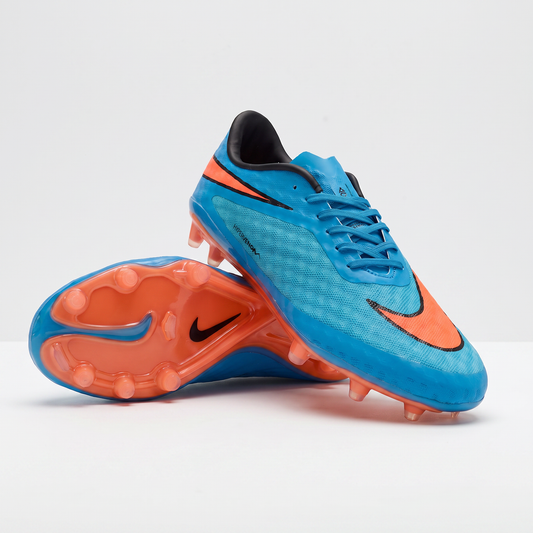 Hypervenom Phantom FG Clear Water / Total Crimson / Blue Lagoon
