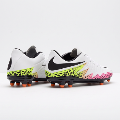 Hypervenom Phinish II FG White / Black / Total Orange / Volt