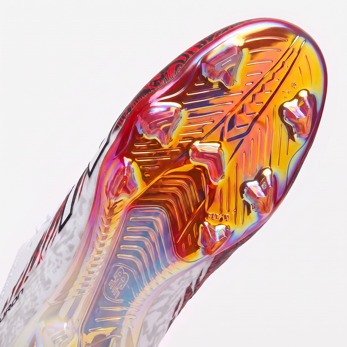 Furon V8 FG White / Burgundy / Silver - Elite Boots