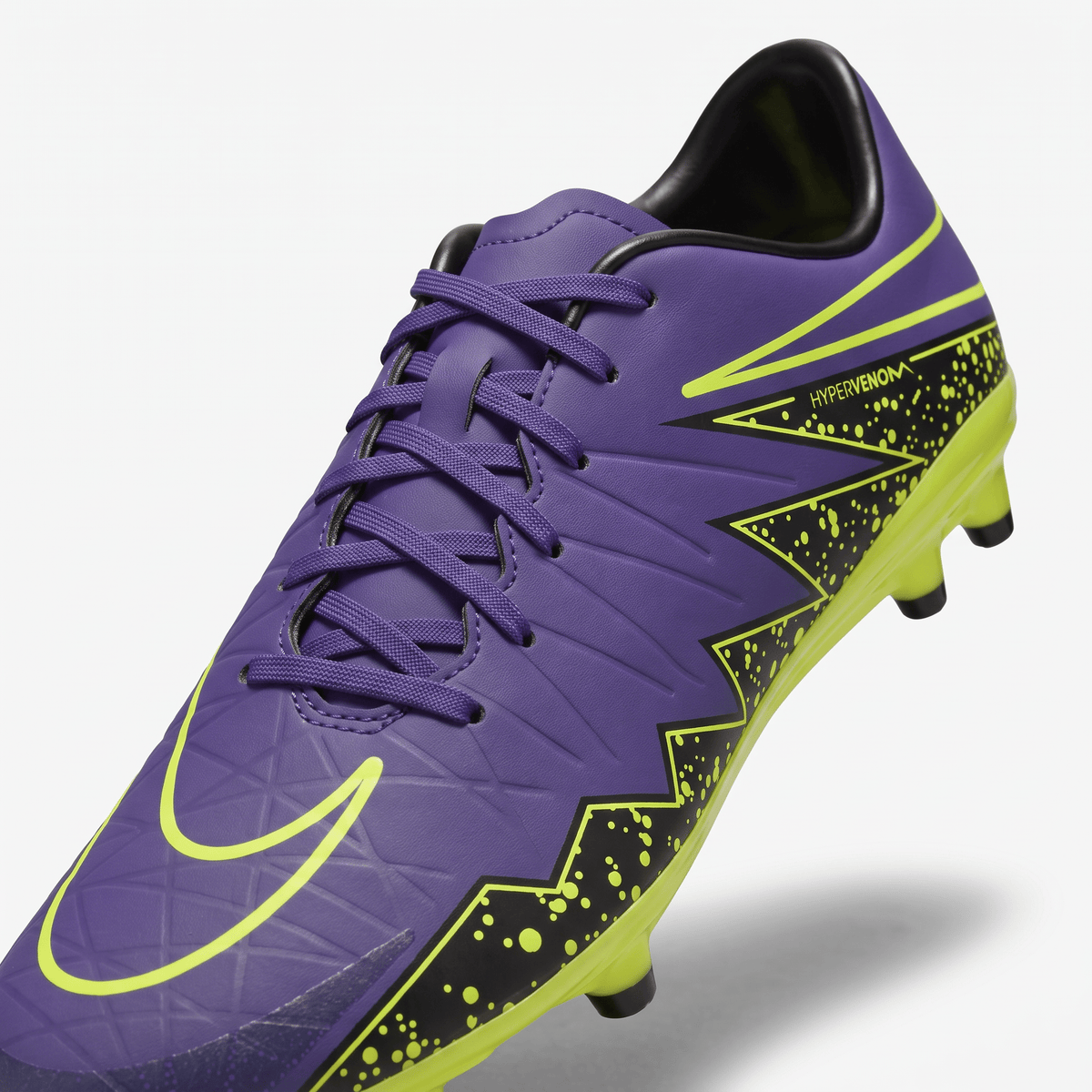 Hypervenom Phinish II FG Hyper Grape / Black / Volt - Elite Boots