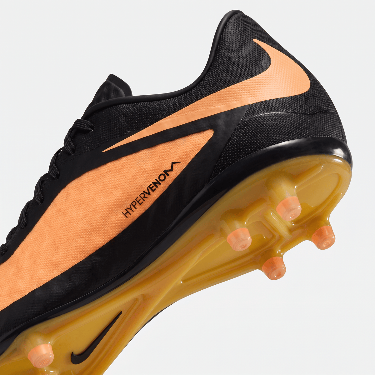 Hypervenom Phantom FG Black / Total Crimson - Elite Boots