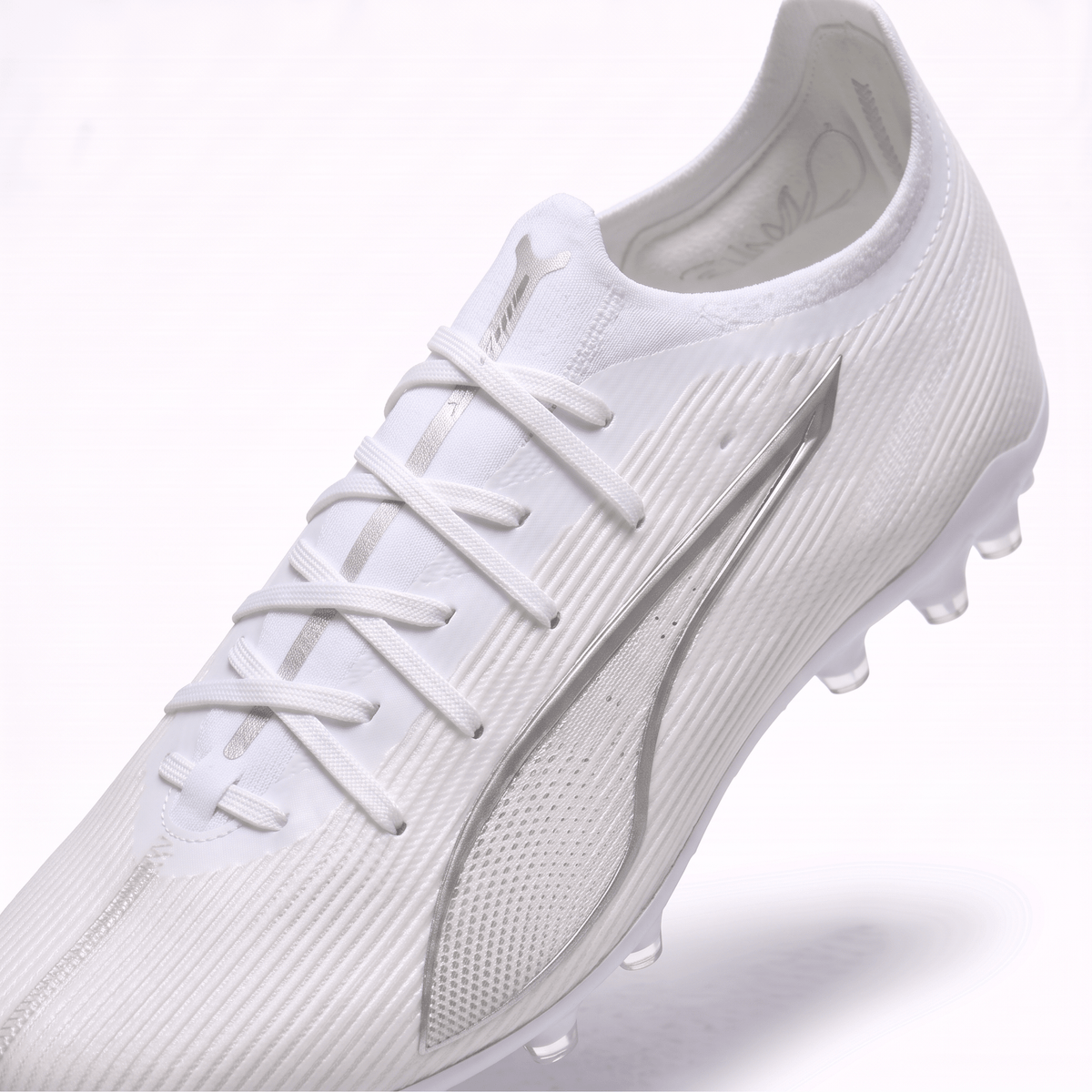 Ultra 5 Ultimate FG White / Silver - Elite Boots