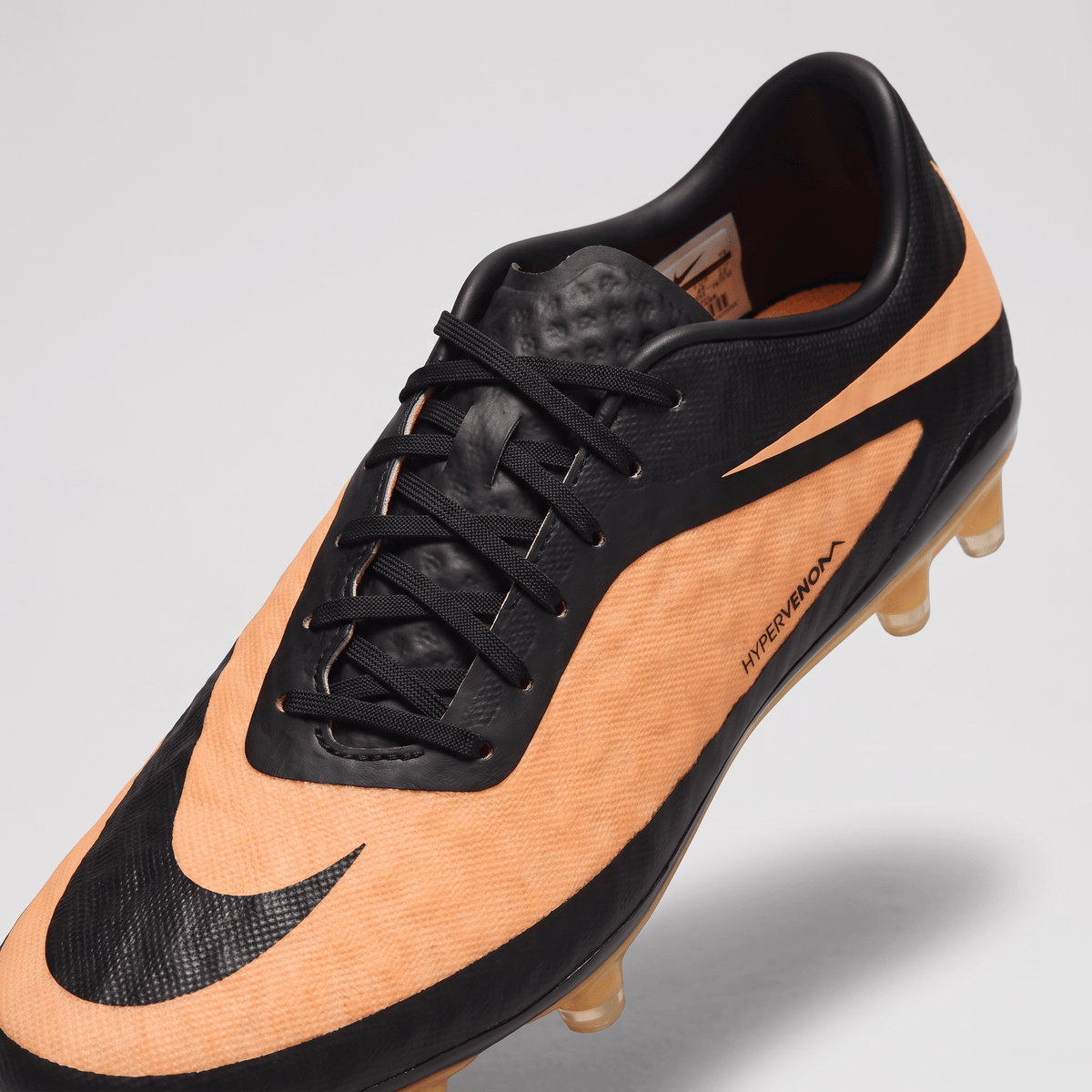Hypervenom Phantom FG Black / Total Crimson - Elite Boots
