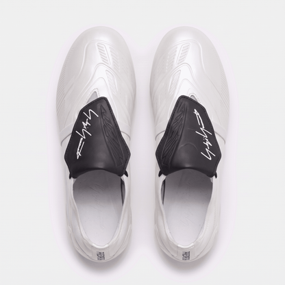 Predator Fold-Over Tongue FG Cloud White / Core Black / Off White - Elite Boots