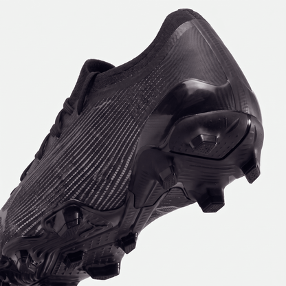 Future Ultimate FG/AG Black / White / Ravish Dark - Elite Boots