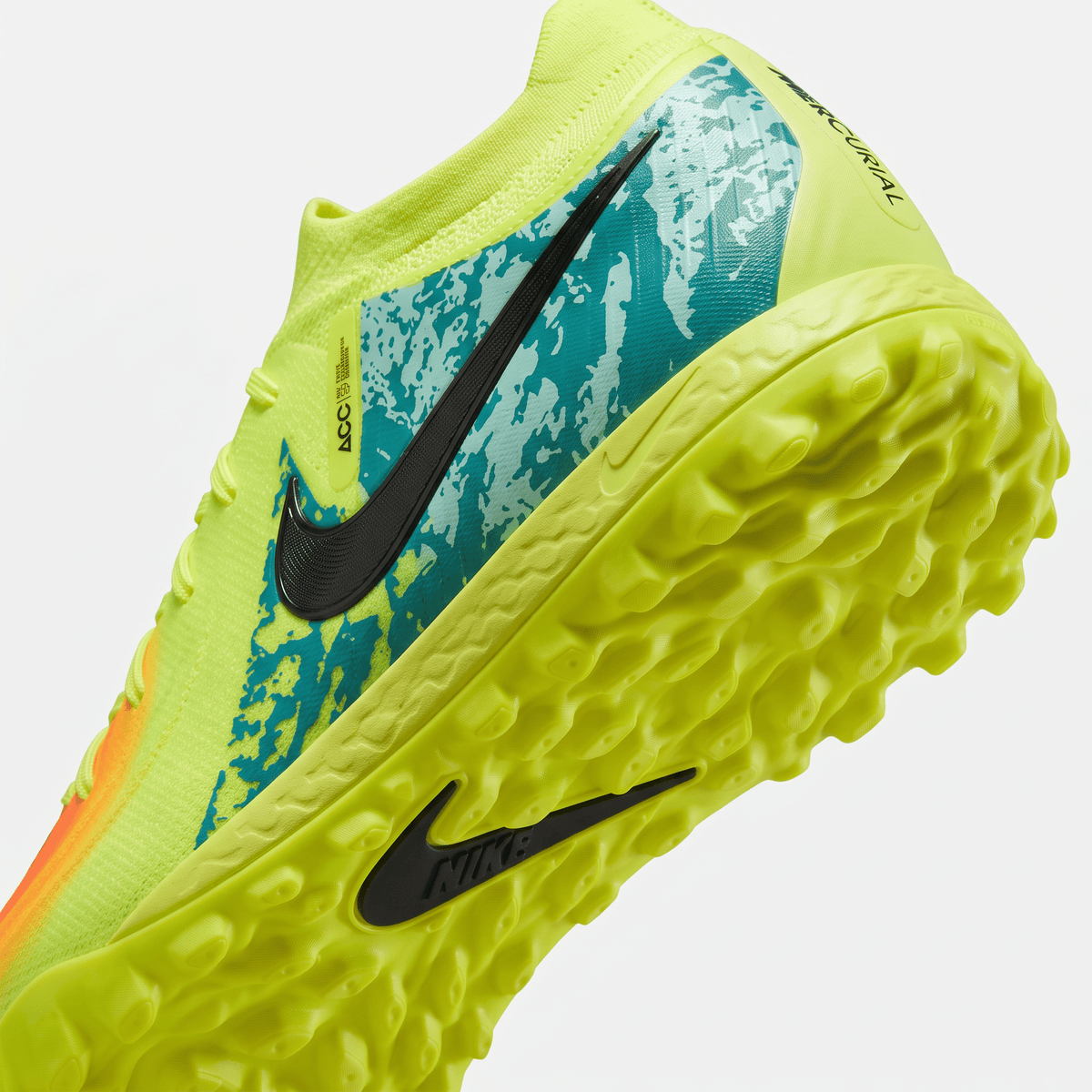Phantom GX 2 Pro Academy TF Volt / Barely Volt / Gridiron - Elite Boots