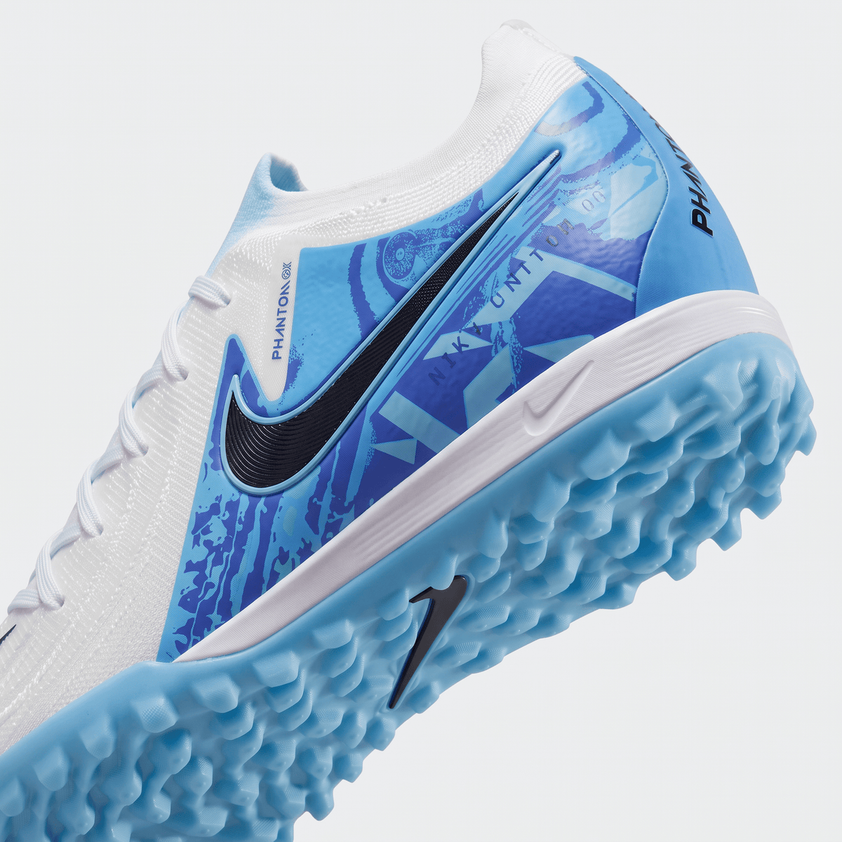 Phantom GX 2 Pro TF White / Hyper Royal / Blue Fury - Elite Boots