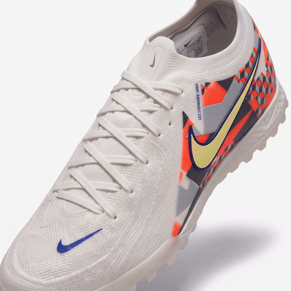 Phantom Luna 2 Academy TF White / Orange / Blue - Elite Boots