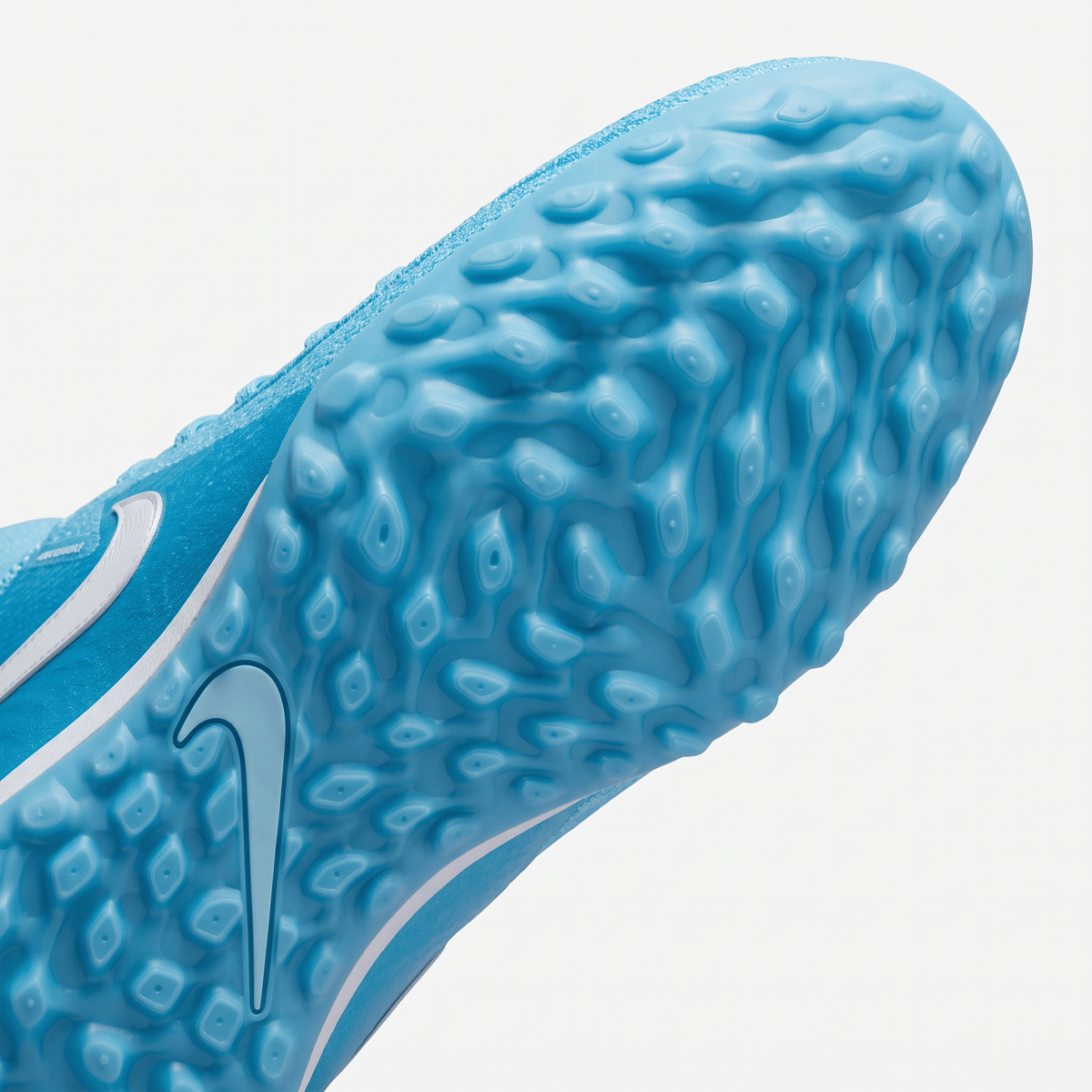Phantom Luna 2 Academy TF Blue Fury / White - Elite Boots