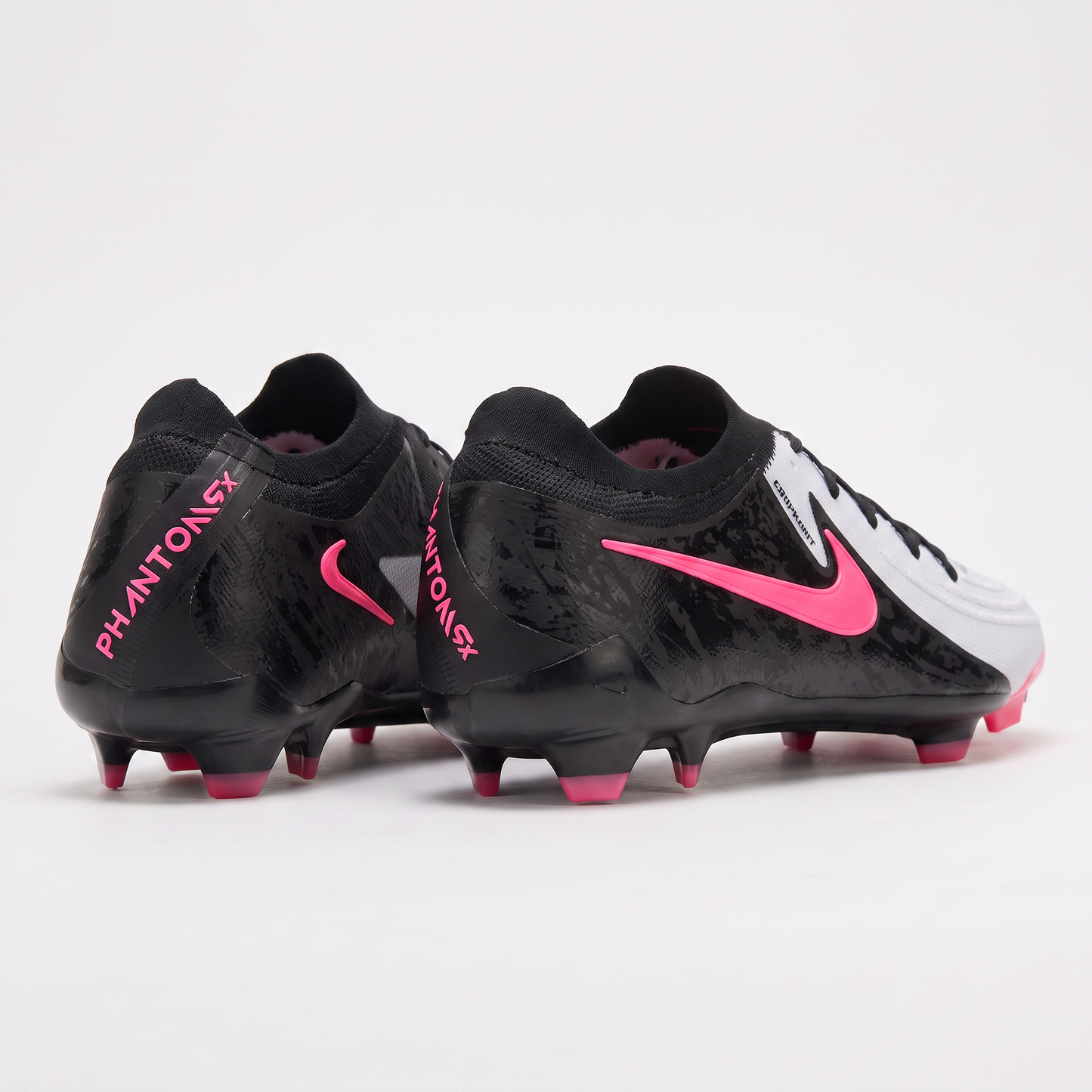Phantom GX 2 FG White / Black / Pink Blast